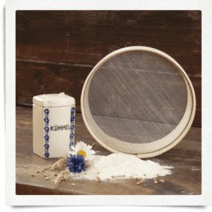 Flour sieve, coarse 18 cm